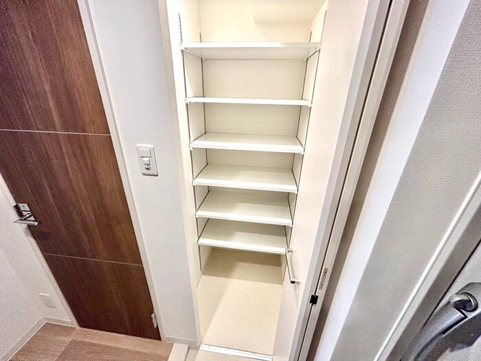物件内観写真17　(靴箱)