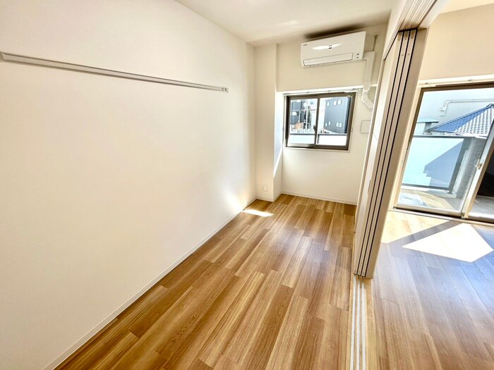 物件内観写真18　(居室)