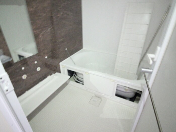 物件内観写真11　(バス／シャワールーム等)