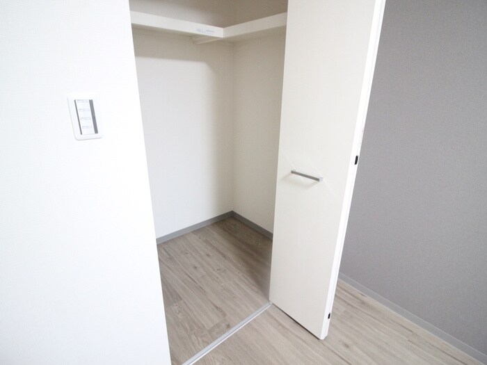 物件内観写真14　(収納)