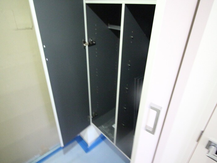 物件内観写真18　(靴箱)