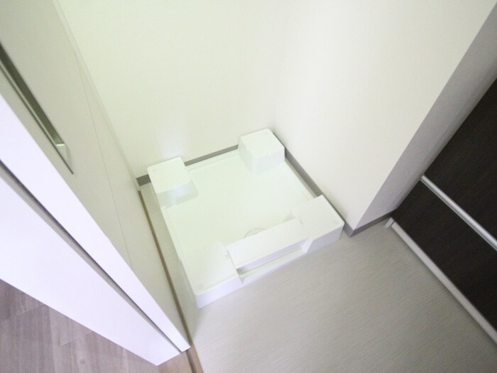 物件内観写真19　(洗濯機置場)