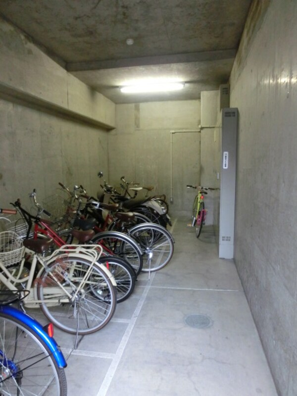 駐輪場