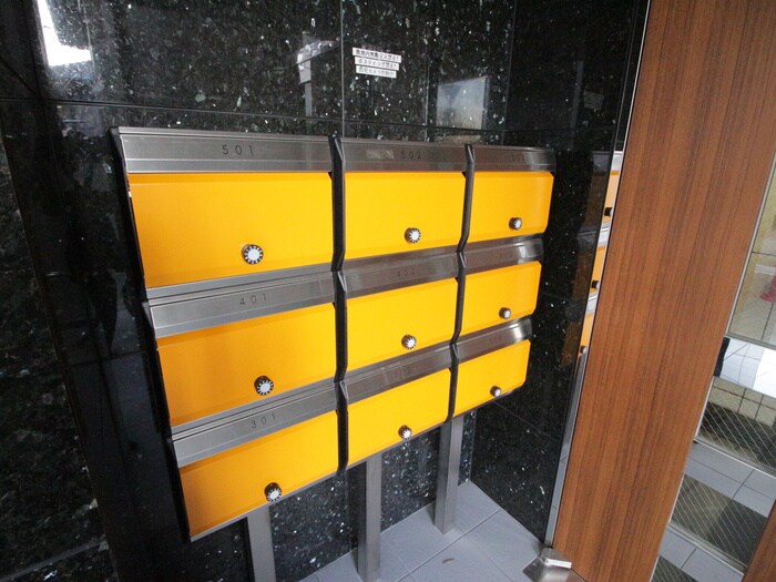 物件外観写真4　(建物設備)