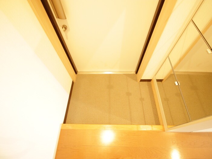 物件内観写真21　(玄関)