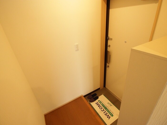 物件内観写真22　(玄関)