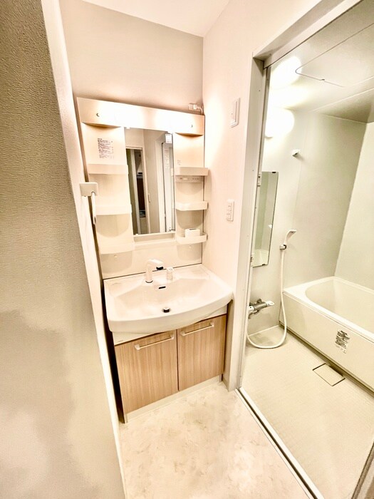 物件内観写真10　(洗面)