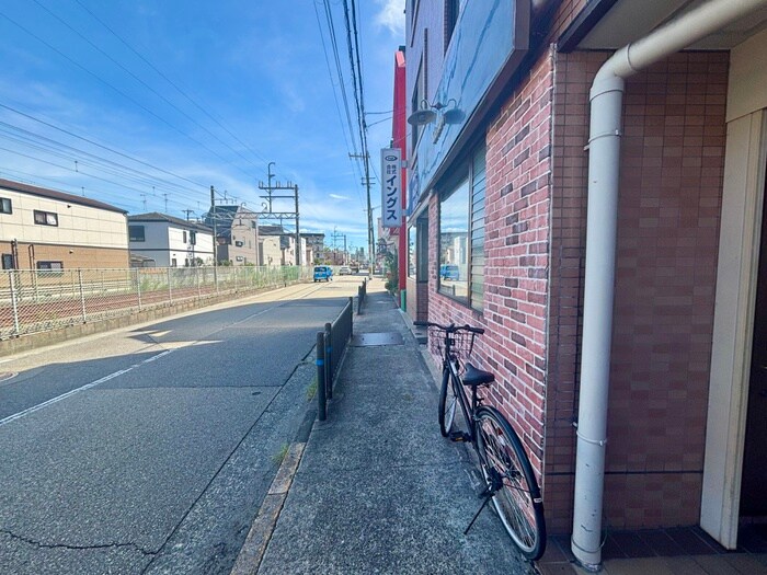 物件外観写真4　(周辺環境)