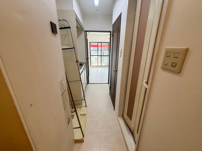 物件内観写真19　(廊下)