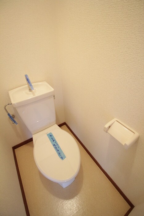 物件内観写真10　(トイレ)