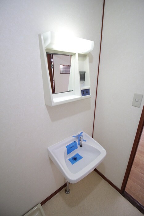 物件内観写真11　(洗面)