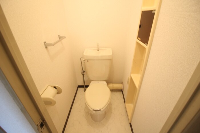 物件内観写真9　(トイレ)