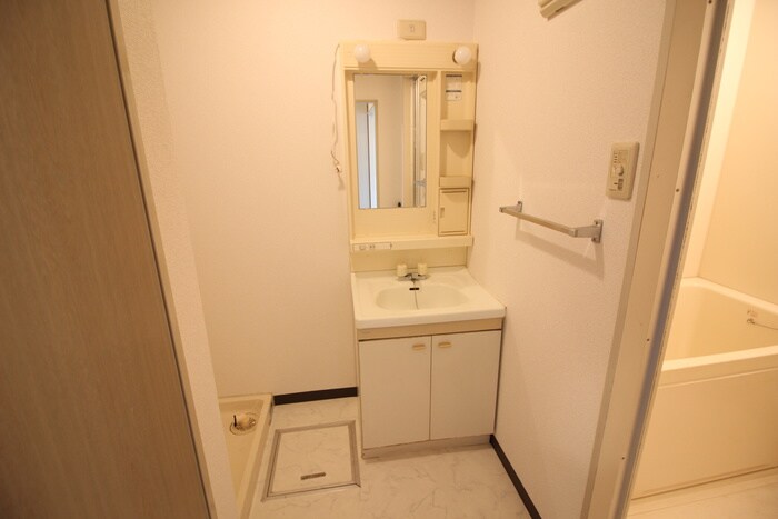 物件内観写真10　(洗面)