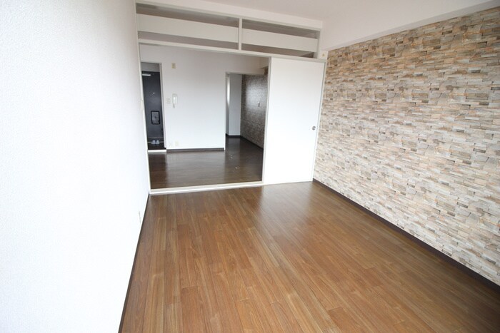 物件内観写真21　(居室)