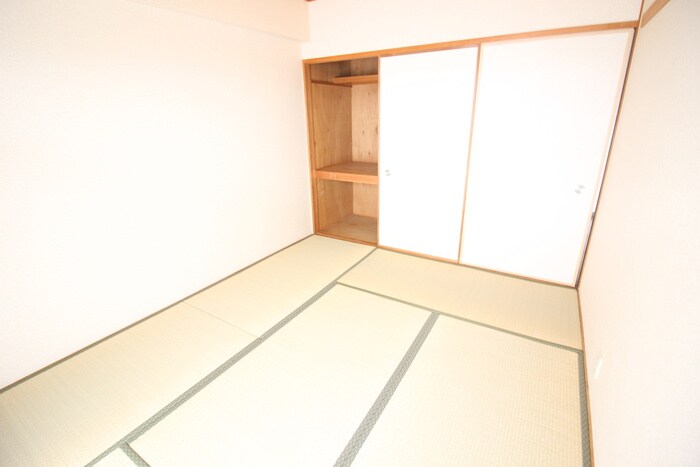 物件内観写真22　(居室)