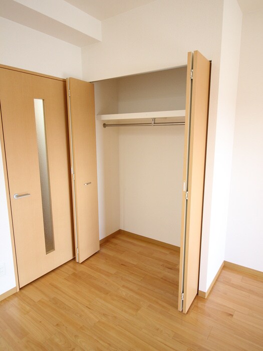 物件内観写真11　(収納)