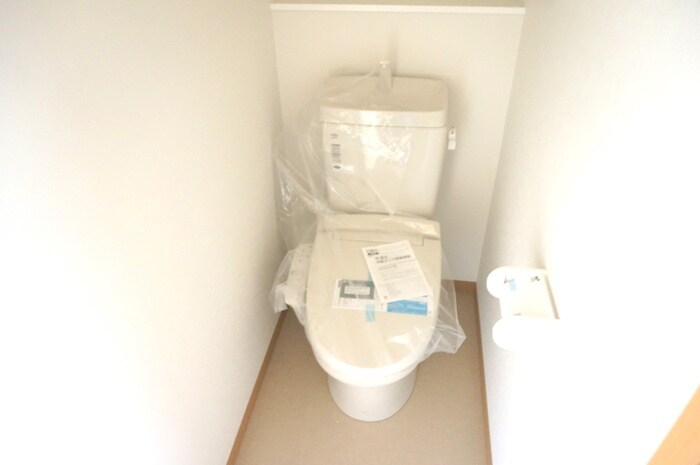 物件内観写真15　(トイレ)