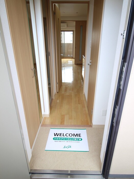 物件内観写真20　(廊下)