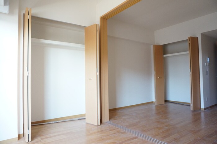 物件内観写真21　(収納)