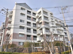 緑地公園ｸﾞﾘ-ﾝﾊｲﾂ１号棟(204)外観写真