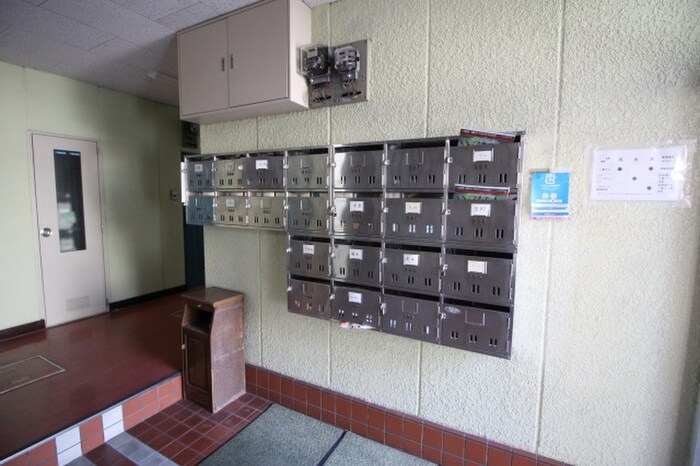 物件外観写真4　(建物設備)