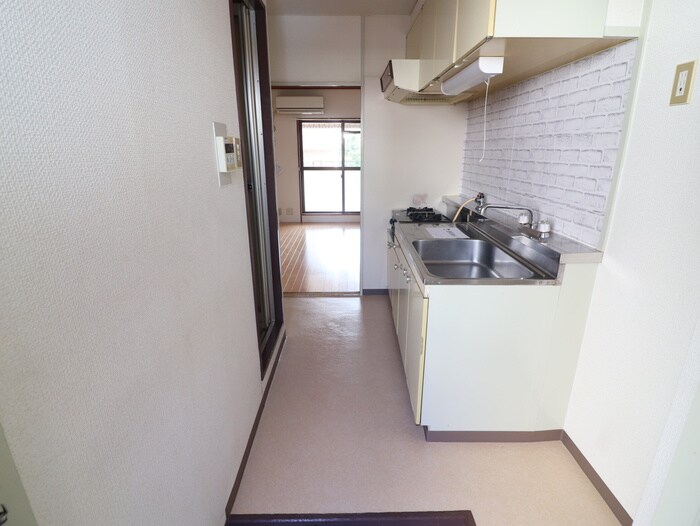 物件内観写真17　(廊下)