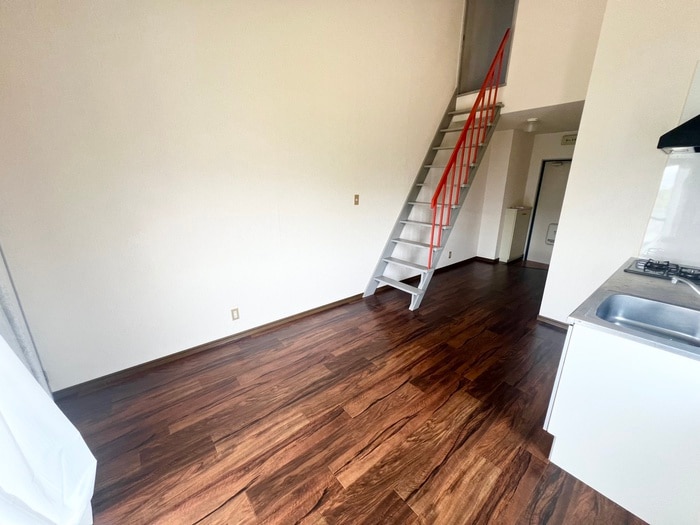 物件内観写真8　(居室)