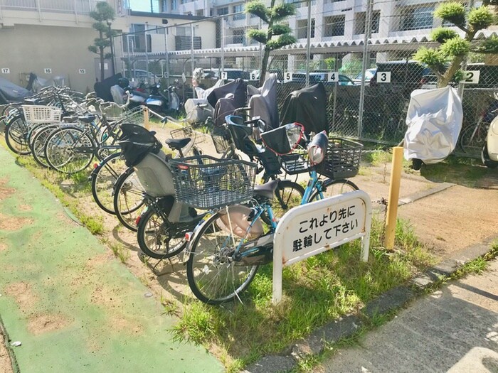 物件外観写真6　(建物設備)