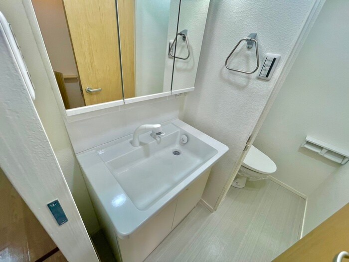 物件内観写真14　(洗面)