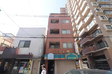 メゾン出口外観写真