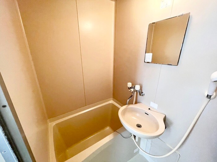 物件内観写真12　(バス／シャワールーム等)