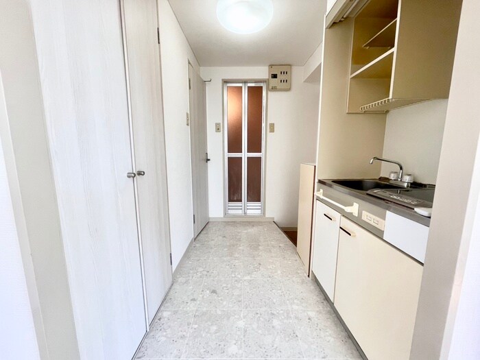 物件内観写真19　(廊下)