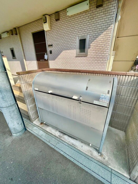 物件外観写真4　(建物設備)