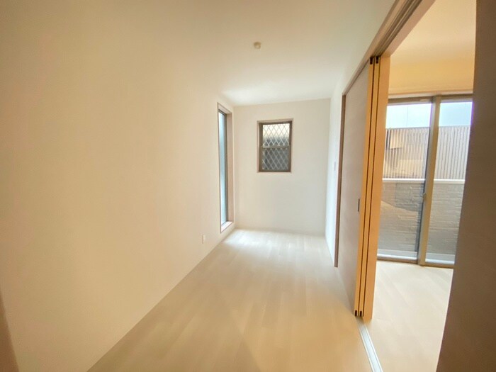 物件内観写真9　(居室)