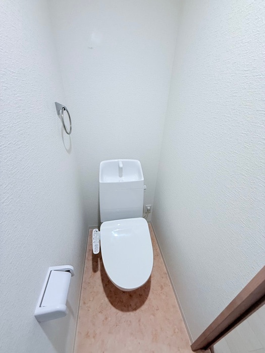 物件内観写真14　(トイレ)