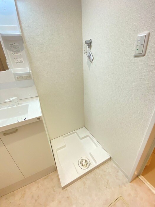 物件内観写真19　(洗濯機置場)