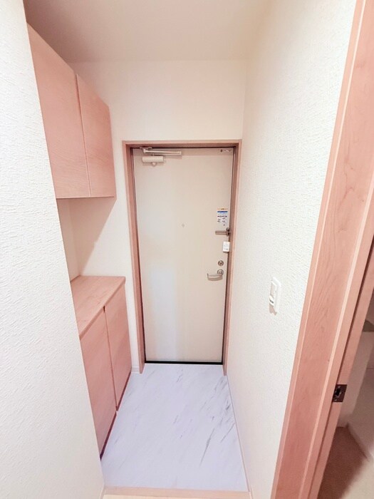 物件内観写真21　(玄関)