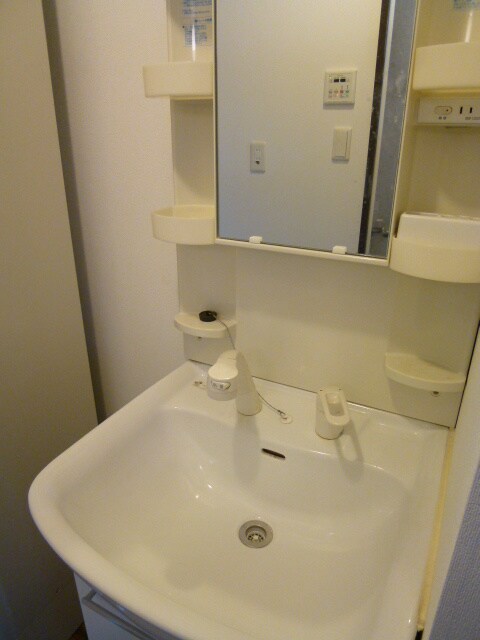 物件内観写真15　(洗面)