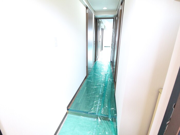 物件内観写真14　(玄関)