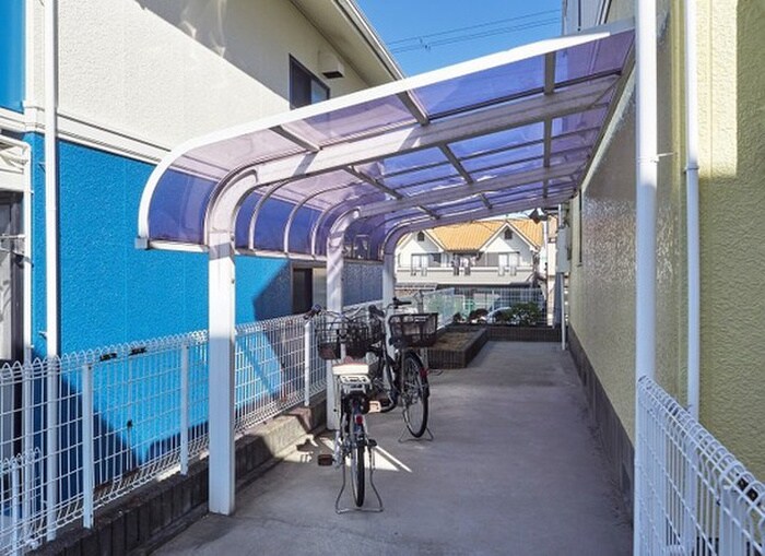 物件外観写真6　(駐輪場)