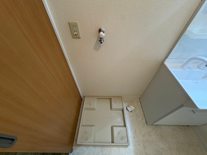 物件内観写真21　(洗濯機置場)