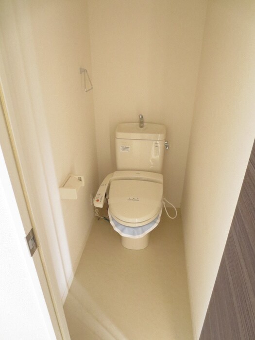 物件内観写真13　(トイレ)