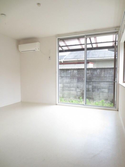 物件内観写真22　(居室)