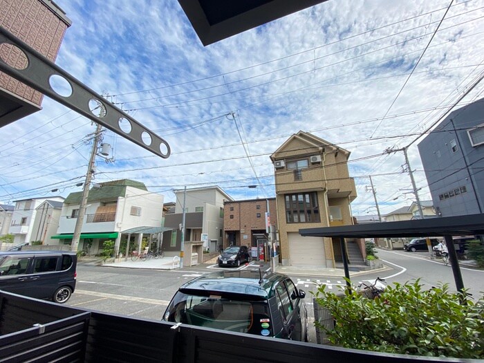 物件内観写真7　(室内からの展望)