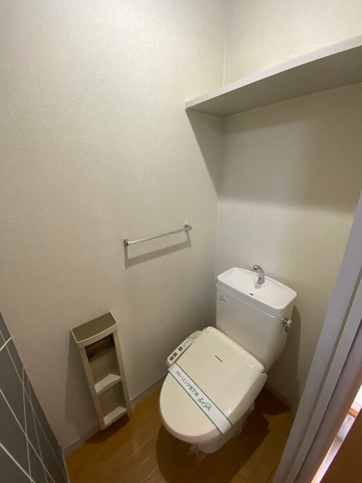 物件内観写真10　(トイレ)