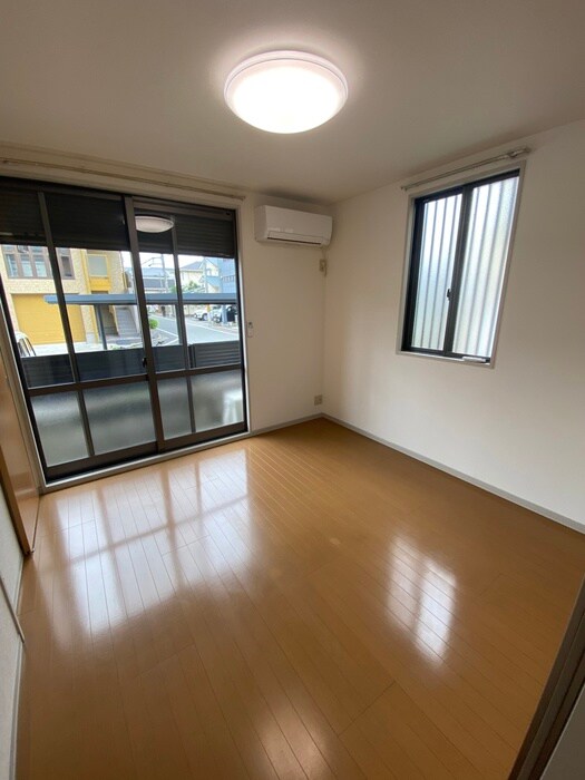 物件内観写真18　(居室)