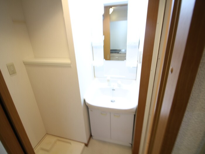 物件内観写真13　(洗面)