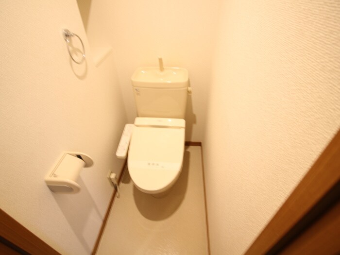 物件内観写真14　(トイレ)