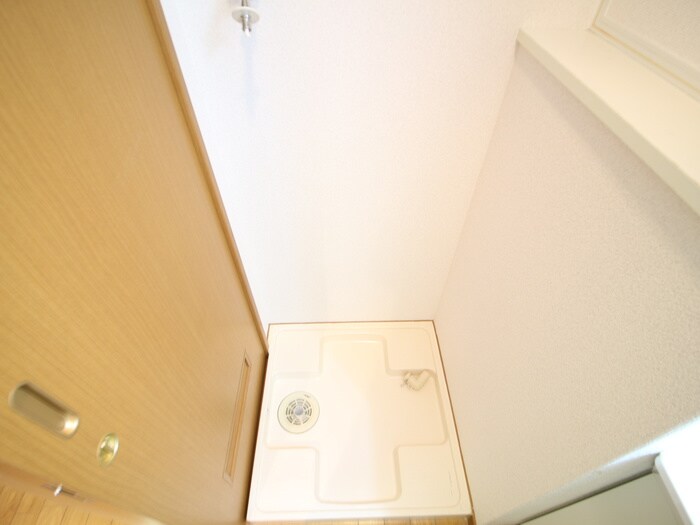 物件内観写真22　(洗濯機置場)