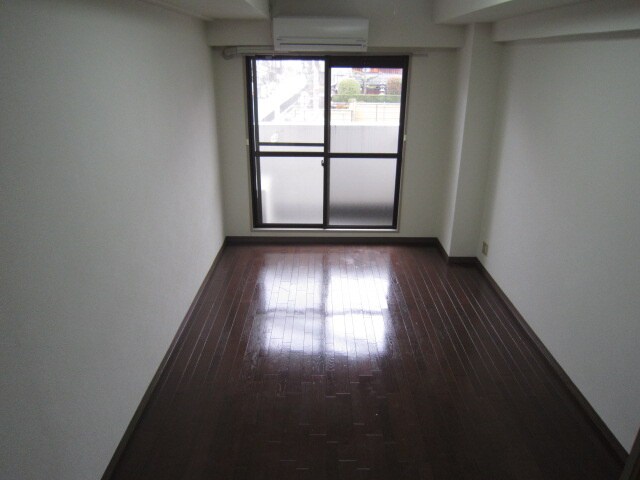 物件内観写真11　(居室)